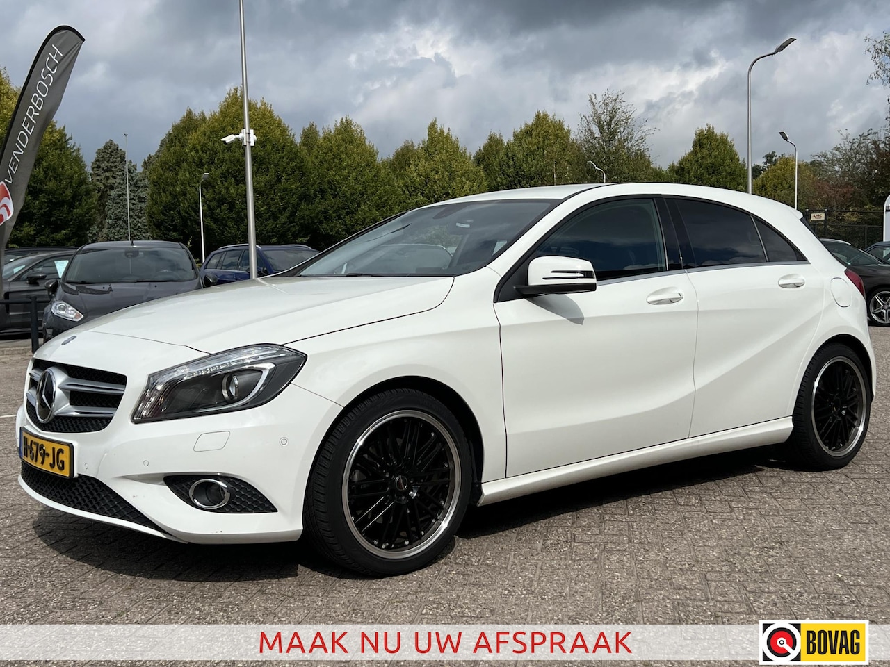 Mercedes-Benz A-klasse - 180 Ambition 122pk | Navi | Cruise Control | 18 inch - AutoWereld.nl