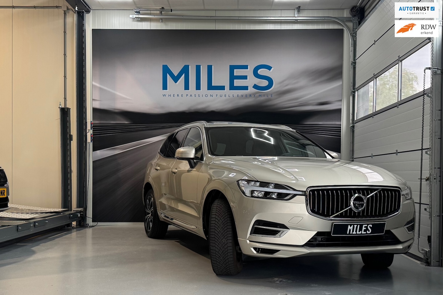 Volvo XC60 - 2.0 T8 Twin Engine AWD Inscription 2.0 T8 Twin Engine AWD Inscription - AutoWereld.nl