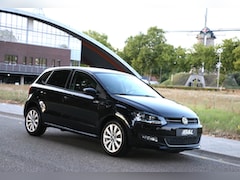 Volkswagen Polo - 1.2 TSI 5-Deurs 77kW 105Pk 6-bak Comfortline Airco Apple CarPlay APK tot 8-2026 Top Staat