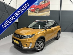 Suzuki Vitara - 1.4 Boosterjet Comfort Smart Hybrid - Navigatie/Carplay - Camera - Two-Tone - 1e Eigenaar