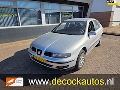 SEAT Leon - 1.6-16V Signo/TREKHAAK
