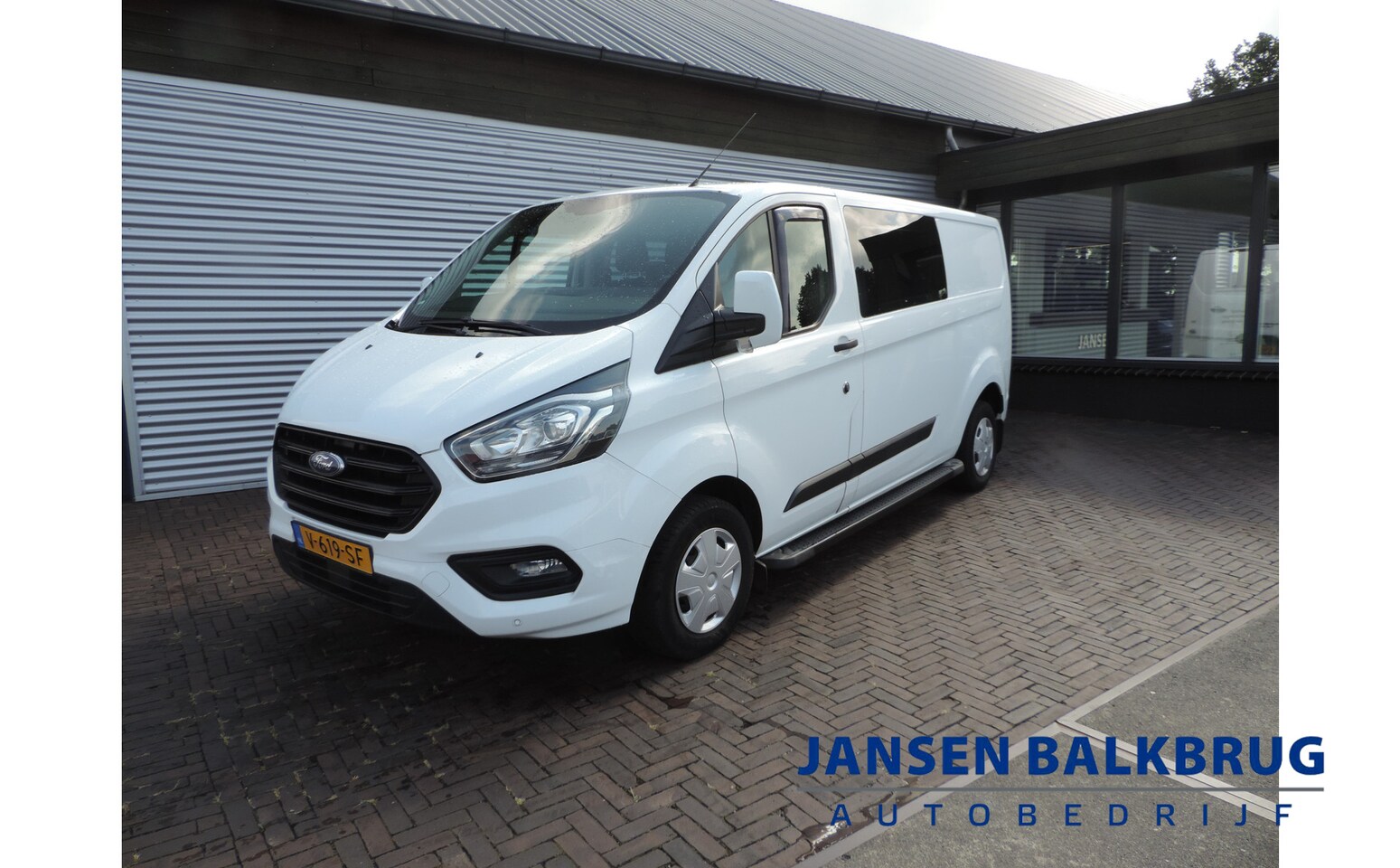 Ford Transit Custom - 300 2.0 TDCI L2H1 Trend DC 300 2.0 TDCI L2H1 Trend DC - AutoWereld.nl