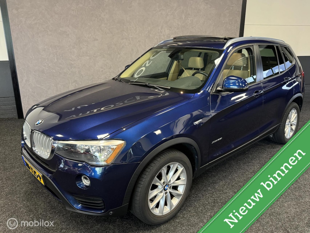 BMW X3 - xDrive28i High Executive 245 PK / 4WD / PANO / AUTOMAAT / LEER - AutoWereld.nl