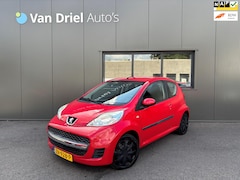 Peugeot 107 - 1.0-12V XR / Radio