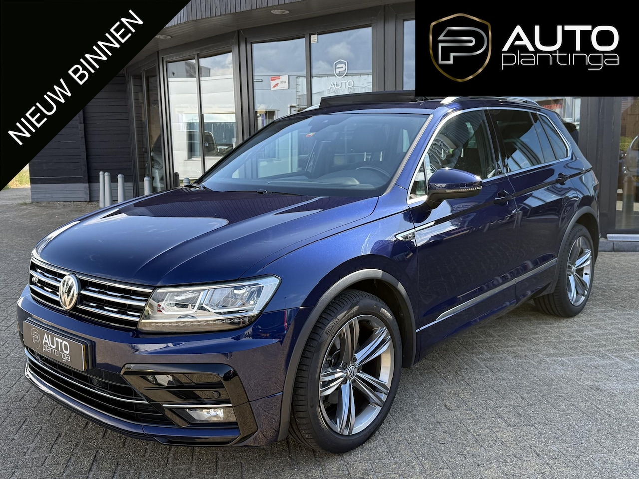 Volkswagen Tiguan - 1.4 TSI ACT Comfortline Business R 150 PK | R-Line | NL AUTO | Elektrisch glazen panorama- - AutoWereld.nl