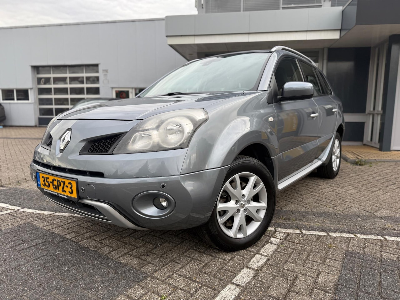 Renault Koleos - 2.5 Dynamique Pack | Navi | ECC | PDC | Trekhaak | - AutoWereld.nl