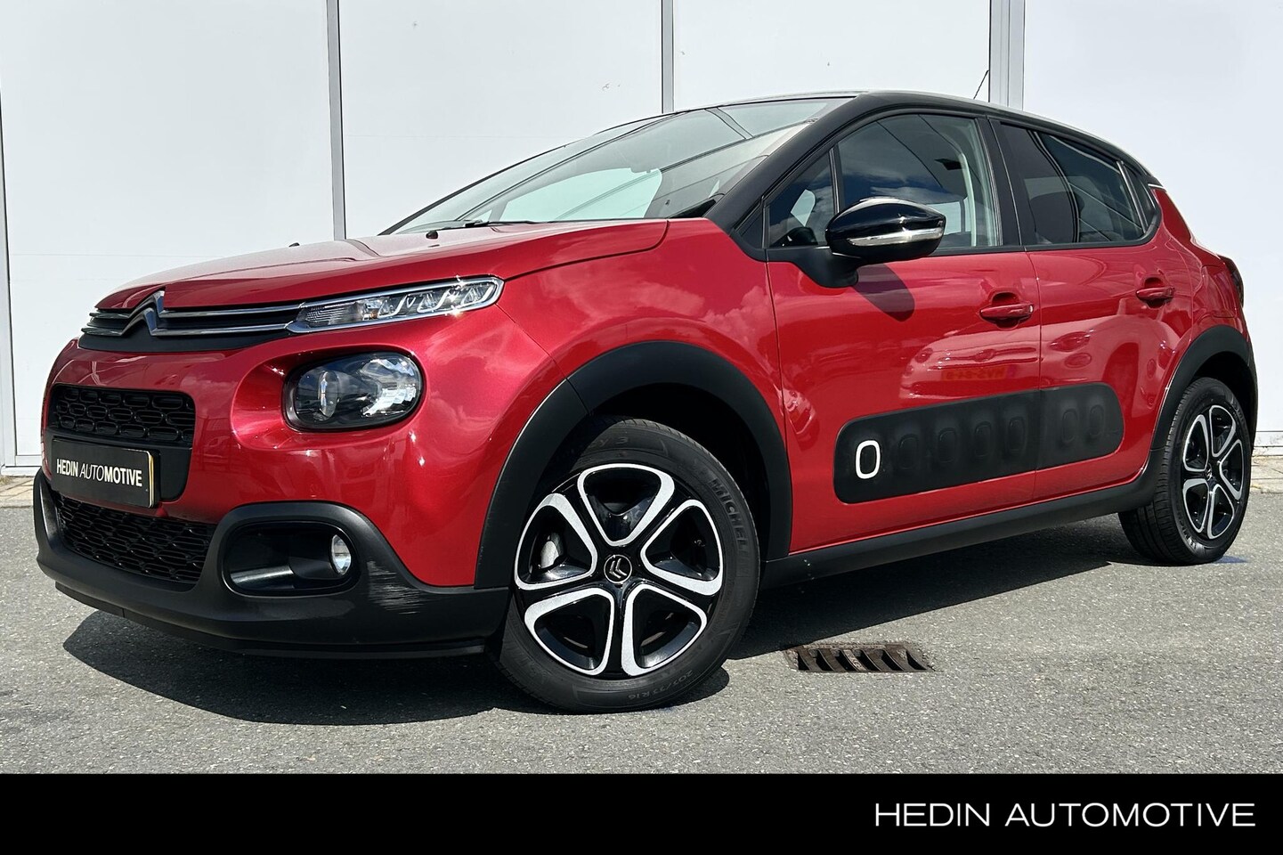 Citroën C3 - 1.2 82pk Feel | Trekhaak | Navigatie |Climate control | Cruise control | Apple Carplay/And - AutoWereld.nl