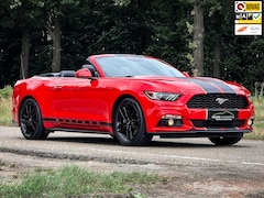 Ford Mustang Convertible - 2.3 EcoBoost | 1e eig. | Europees | Clima | Cruise | Navi | Stoelventilatie | Leder | PDC