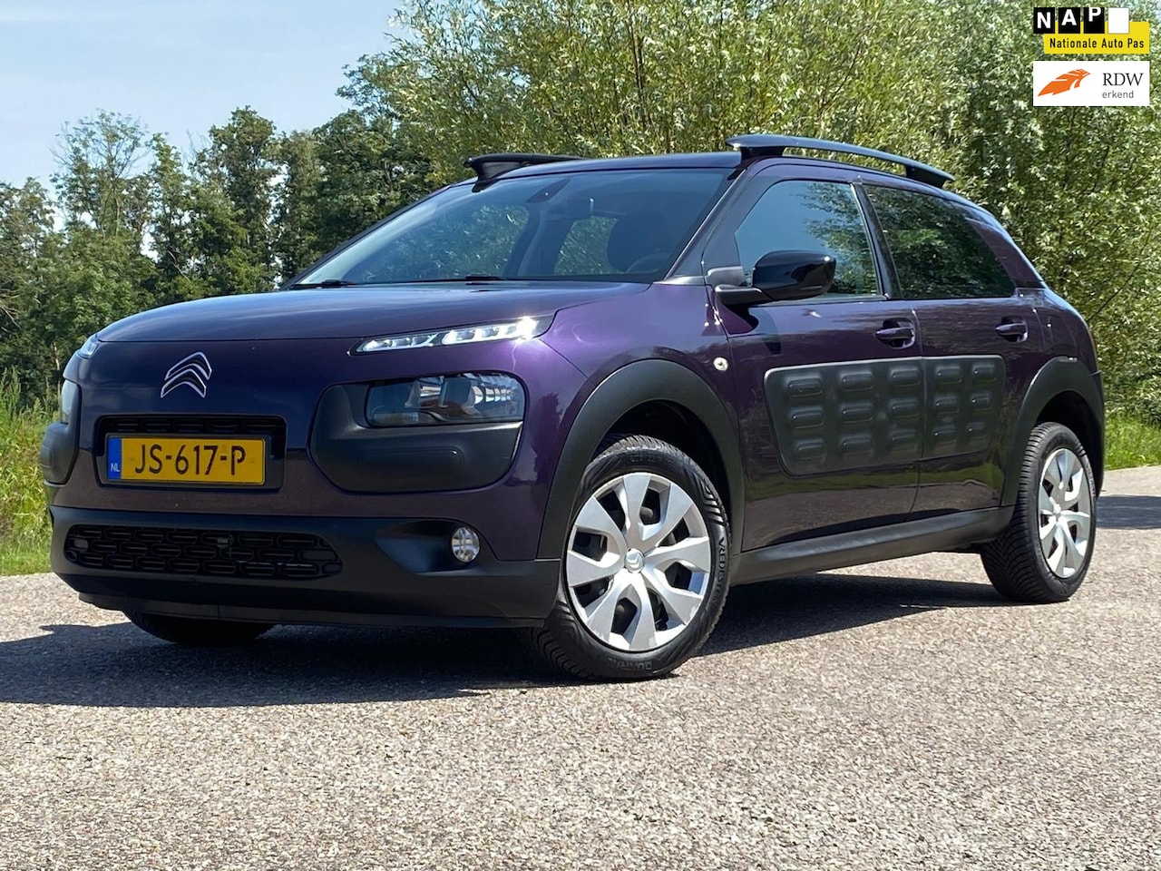 Citroën C4 Cactus - 1.2 PureTech Feel AUTOMAAT NAVI PDC AIRCO NAP GOED ONDERHOUDEN - AutoWereld.nl