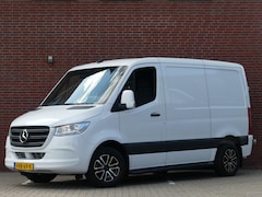 Mercedes-Benz Sprinter - 215 CDI L1H1 Camera/Leer/Trekhaak/Airco/Navigatie