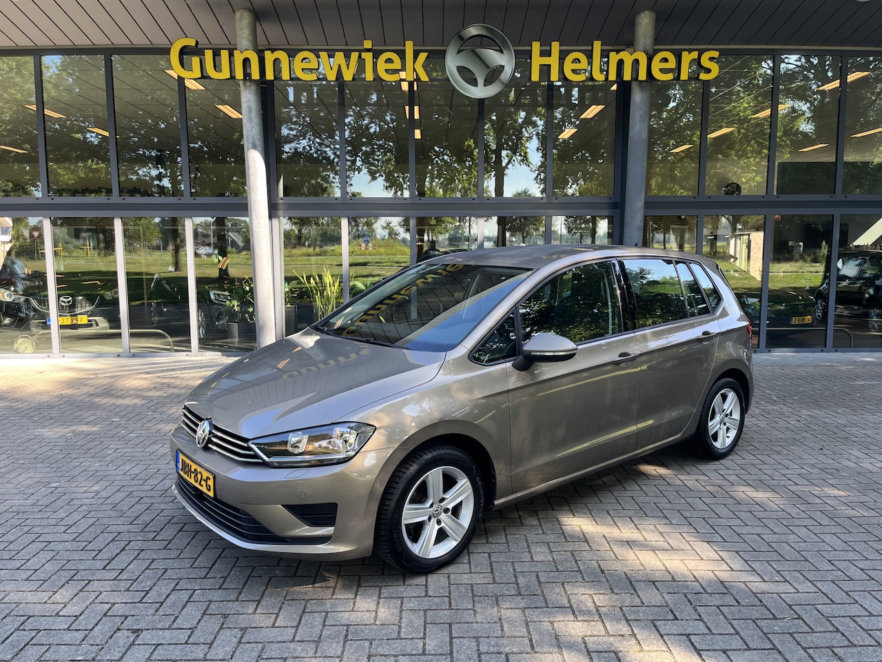 Volkswagen Golf Sportsvan - 1.2 TSI Highline | CLIMA | PDC | STOELVERW. | TREKHAAK - AutoWereld.nl