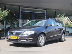 Volkswagen Passat Variant - 2.0 FSI Sportline | Trekhaak | Cruise | PDC |
