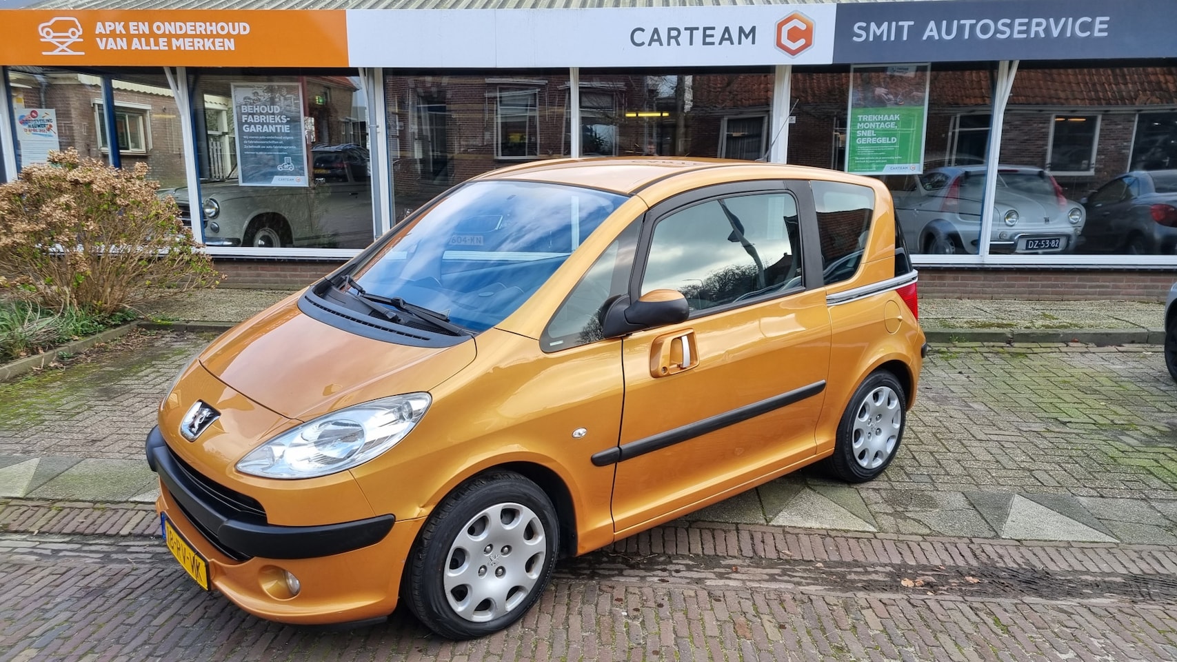 Peugeot 1007 - 1.4 Gentry Automaat Airco Trekhaak - AutoWereld.nl