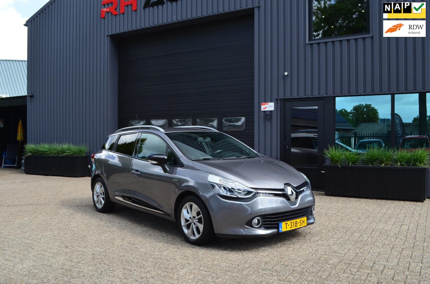 Renault Clio Estate - 1.2 GT | Automaat | Trekhaak - AutoWereld.nl