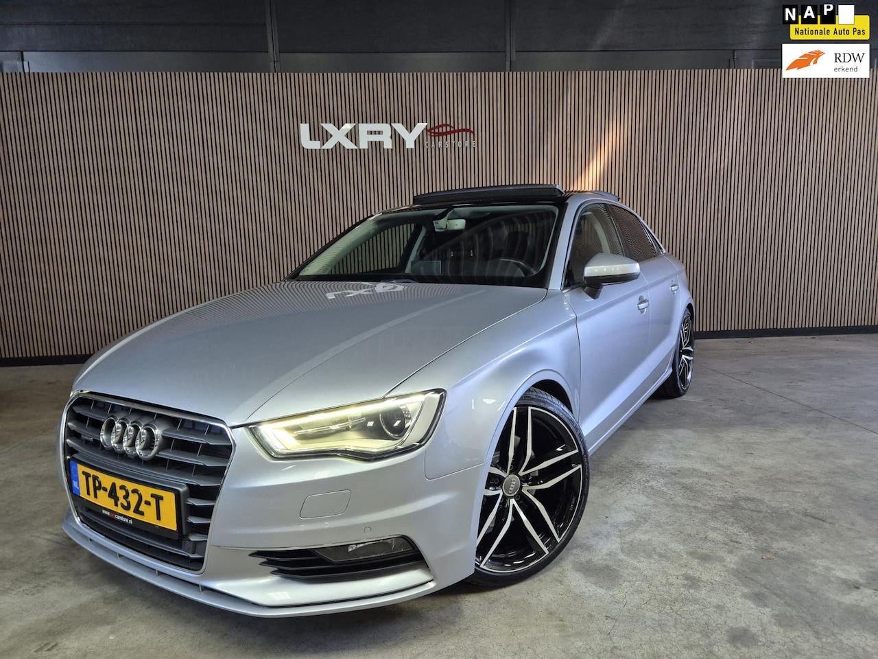 Audi A3 Limousine - 2.0 TFSI quattro Sport Pro Line 221PK | Clima| Pano | Camera | Navi | Automaat | - AutoWereld.nl