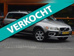 Volvo XC70 - 3.2 Summum | Dealer Onderhouden | Trekhaak 1800KG | Stoel verwarmd | Cruise |