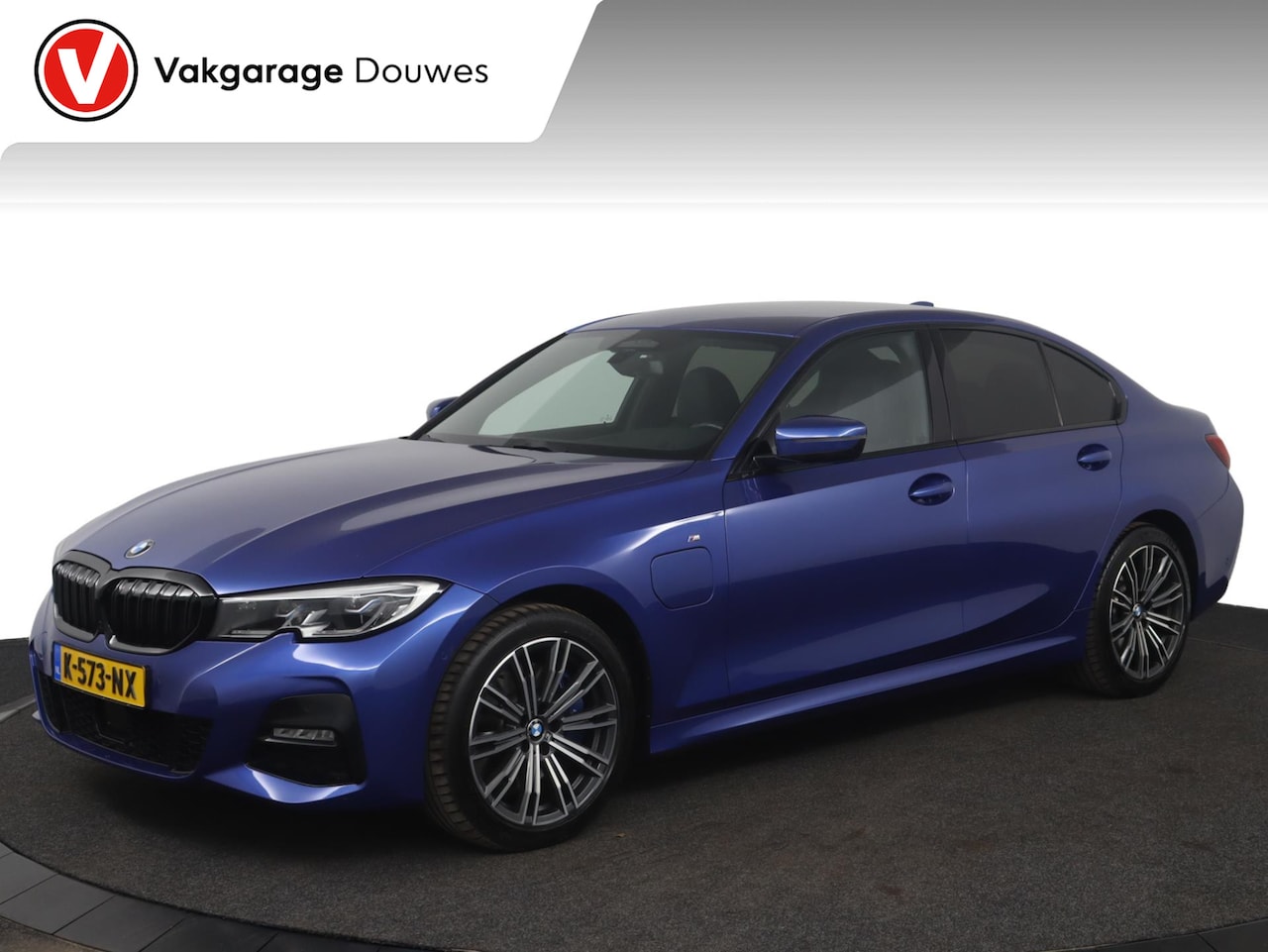 BMW 3-serie - 330e High Executive |Bomvol |Harman & Kardon | Memory | Stoel & Stuurverwarming | Trekhaak - AutoWereld.nl