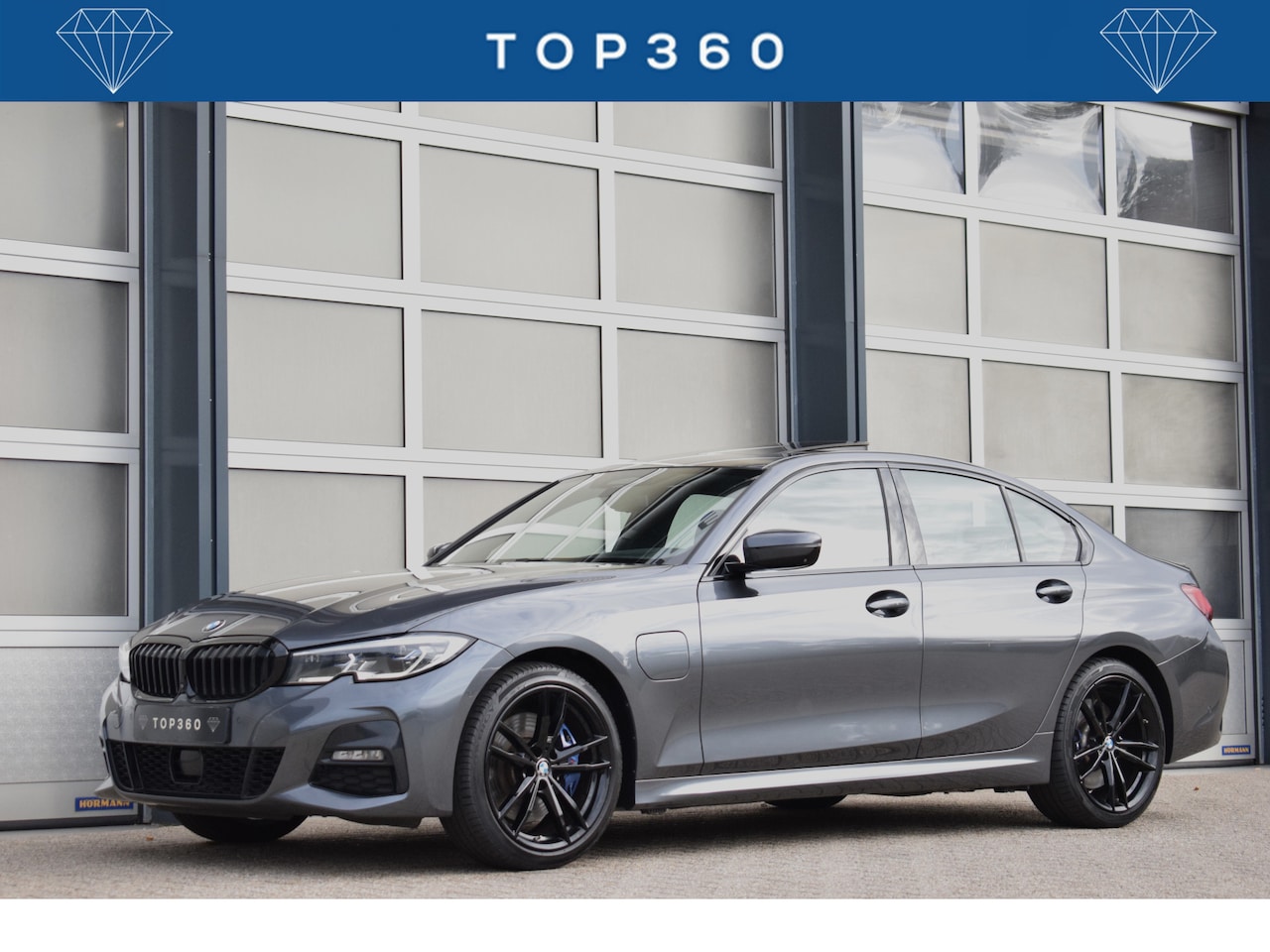 BMW 3-serie - 330e M-Sport Dakje | Full options | Trekhaak - AutoWereld.nl