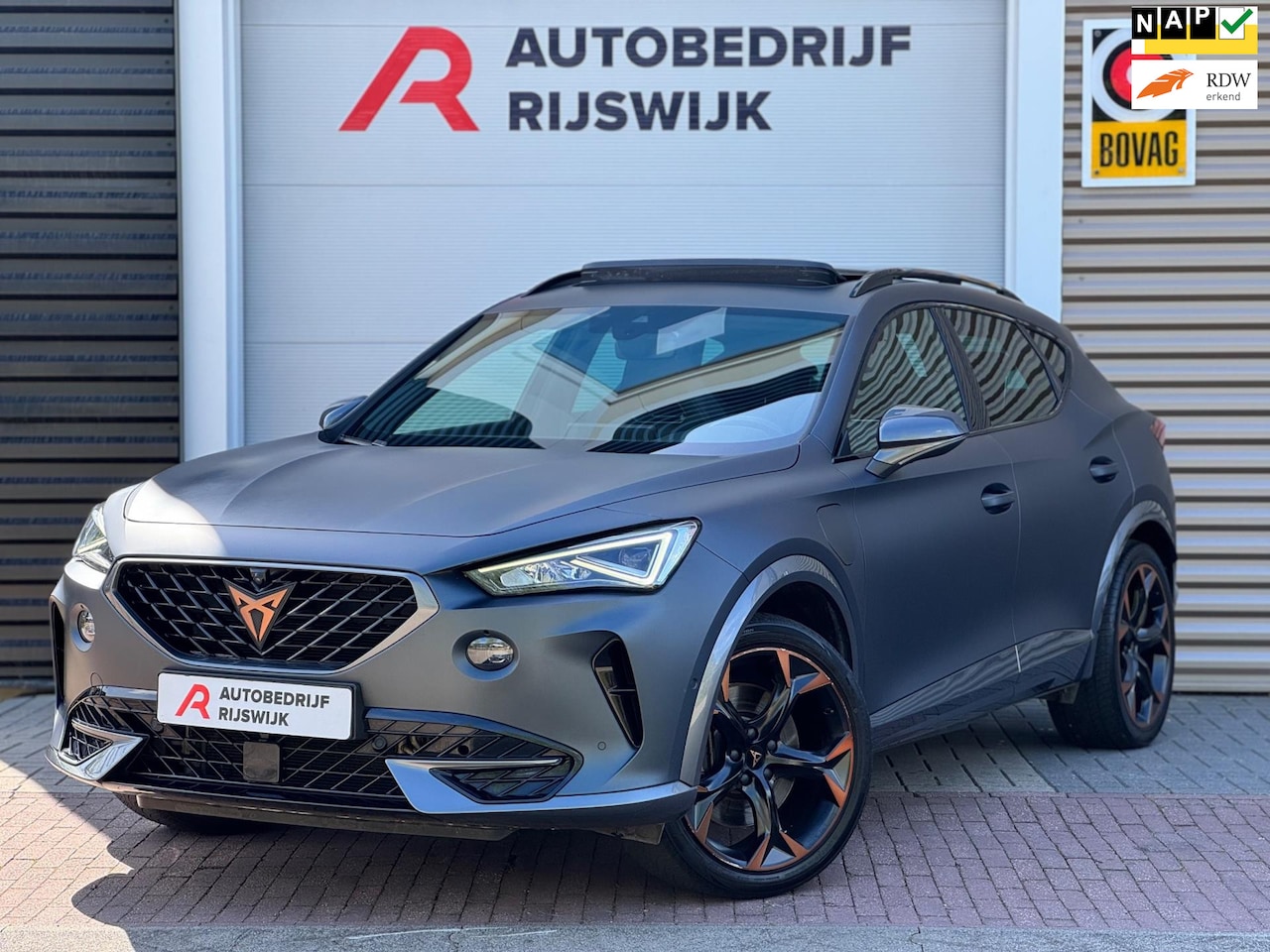 CUPRA Formentor - 1.4 e-Hybrid VZ Copper Edition Pano/360/Memory - AutoWereld.nl