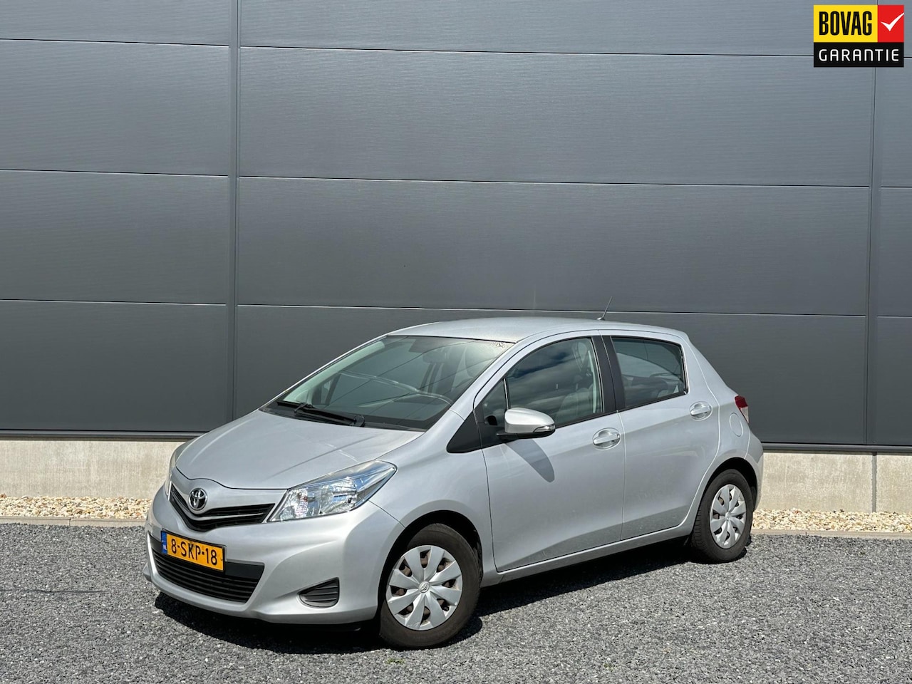 Toyota Yaris - 1.0 VVT-i Now Radio | Airco - AutoWereld.nl