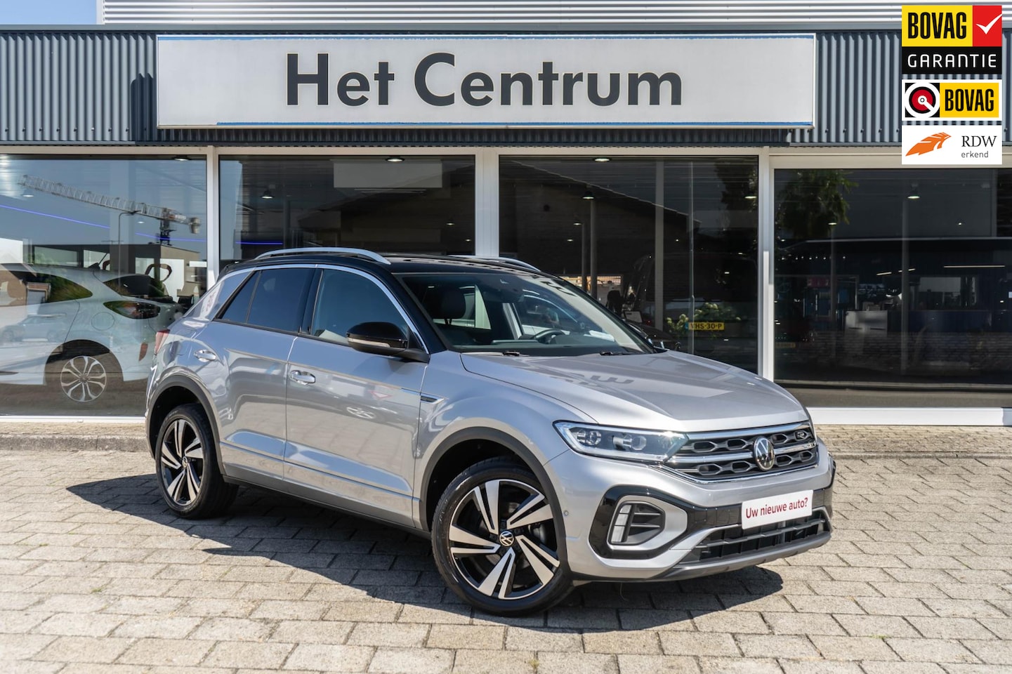 Volkswagen T-Roc - 1.5 TSI DSG R-Line - Keyless - App connect - Ad. Cruise Control - Virtual Cockpit - - AutoWereld.nl
