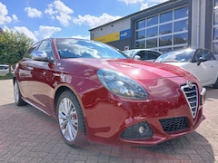 Alfa Romeo Giulietta - 1.4 T Distinctive - Automaat - Leder