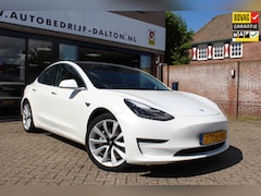Tesla Model 3 - Long Range AWD 75 kWh 1e EIG. / 19"LM / AUTOPILOT/ LEER / PANODAK / INCL. BTW