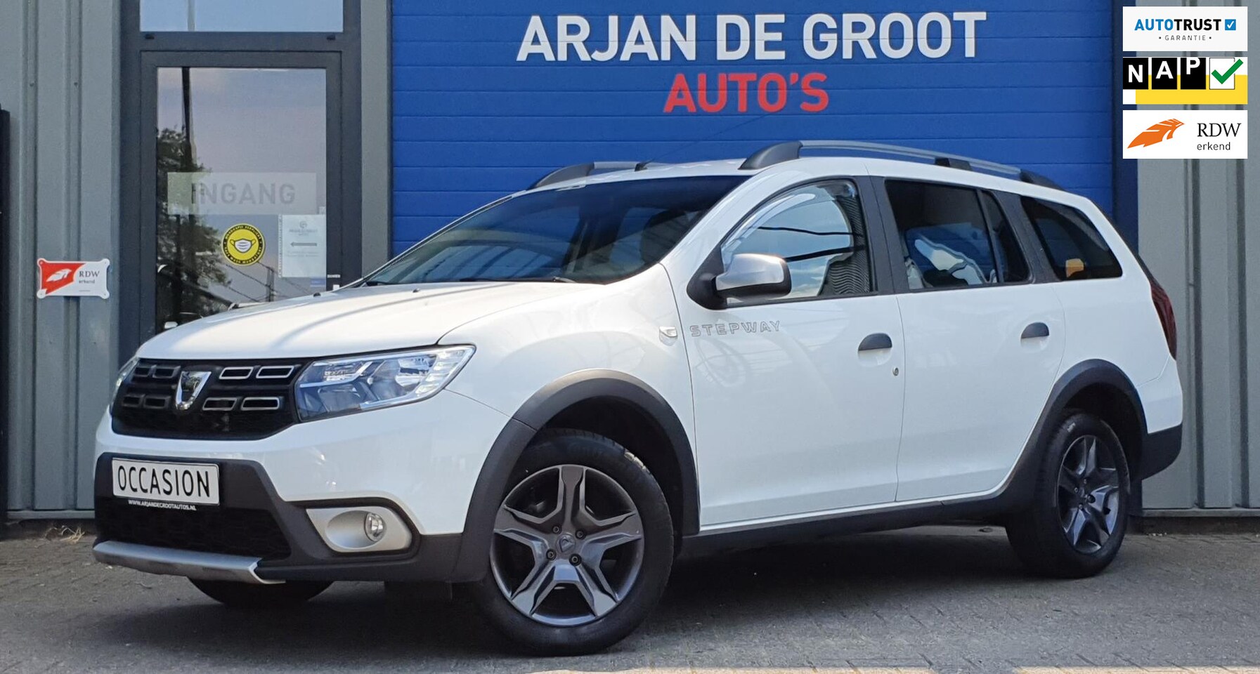 Dacia Logan MCV - 0.9 TCe Stepway Airco Navi Cruise Camera Trekhaak - AutoWereld.nl