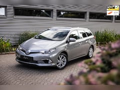 Toyota Auris Touring Sports - 1.8 Hybrid Executive | 2e eig | Orig NL | 100% onderhouden |