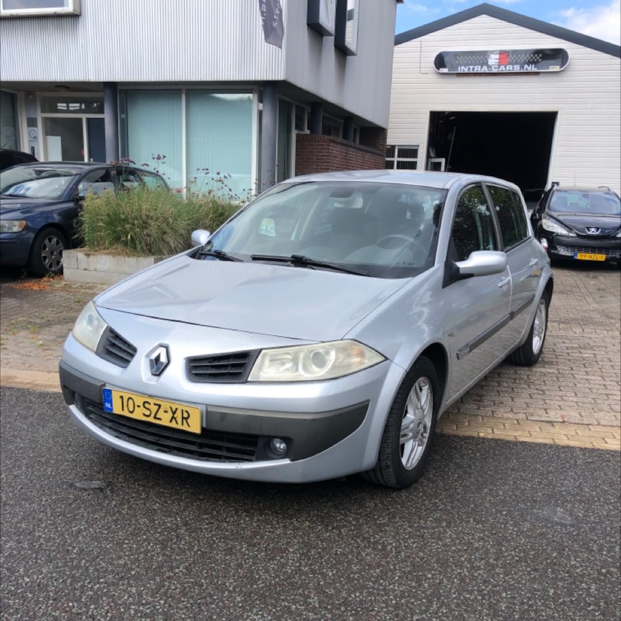 Renault Mégane - 1.6-16V Expression 5 Deurs,Airco enz enz. Keurig nette auto met een nieuwe Apk keuring bij - AutoWereld.nl