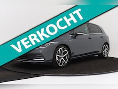 Volkswagen Golf - 1.5 eTSI Style | Org NL | Panoramadak | Camera | Digital Cockpit | Sportstoelen | Leer | E