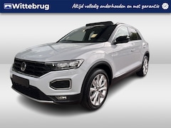 Volkswagen T-Roc - 1.5 TSI 150pk DSG Sport / Panorama Dak / Virtual Cockpit / LED / Elek Achterklep / Camera