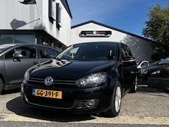 Volkswagen Golf - 1.6 TDI Style BlueMotion Keurig nette en perfect rijdende 5 deurs Golf Auto heeft volledig