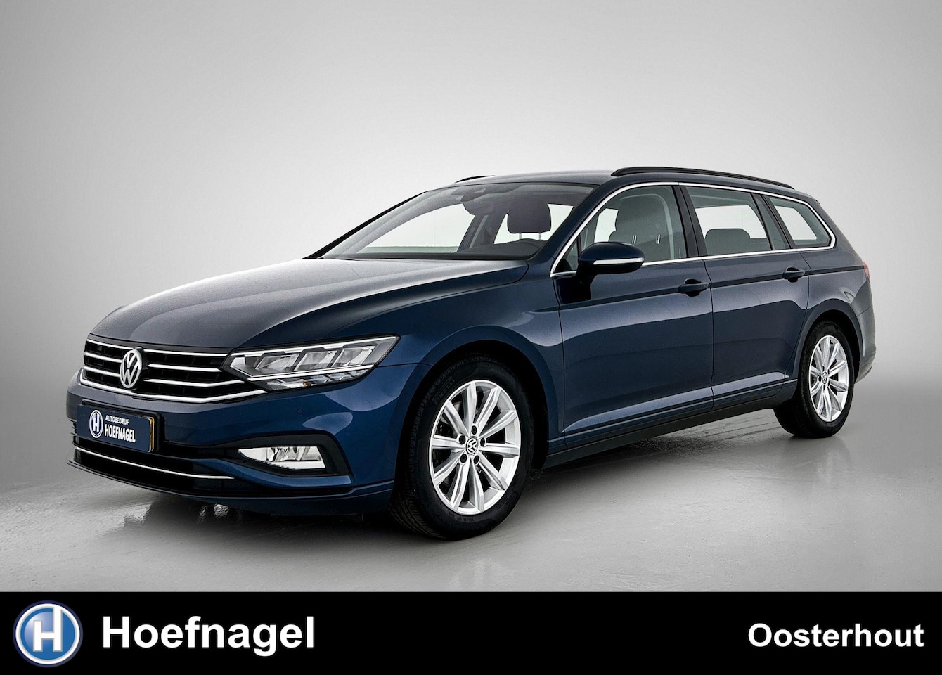 Volkswagen Passat Variant - 1.5 TSI Comfort Business | Automaat | ACC | Carplay | Camera | Trekhaak - AutoWereld.nl