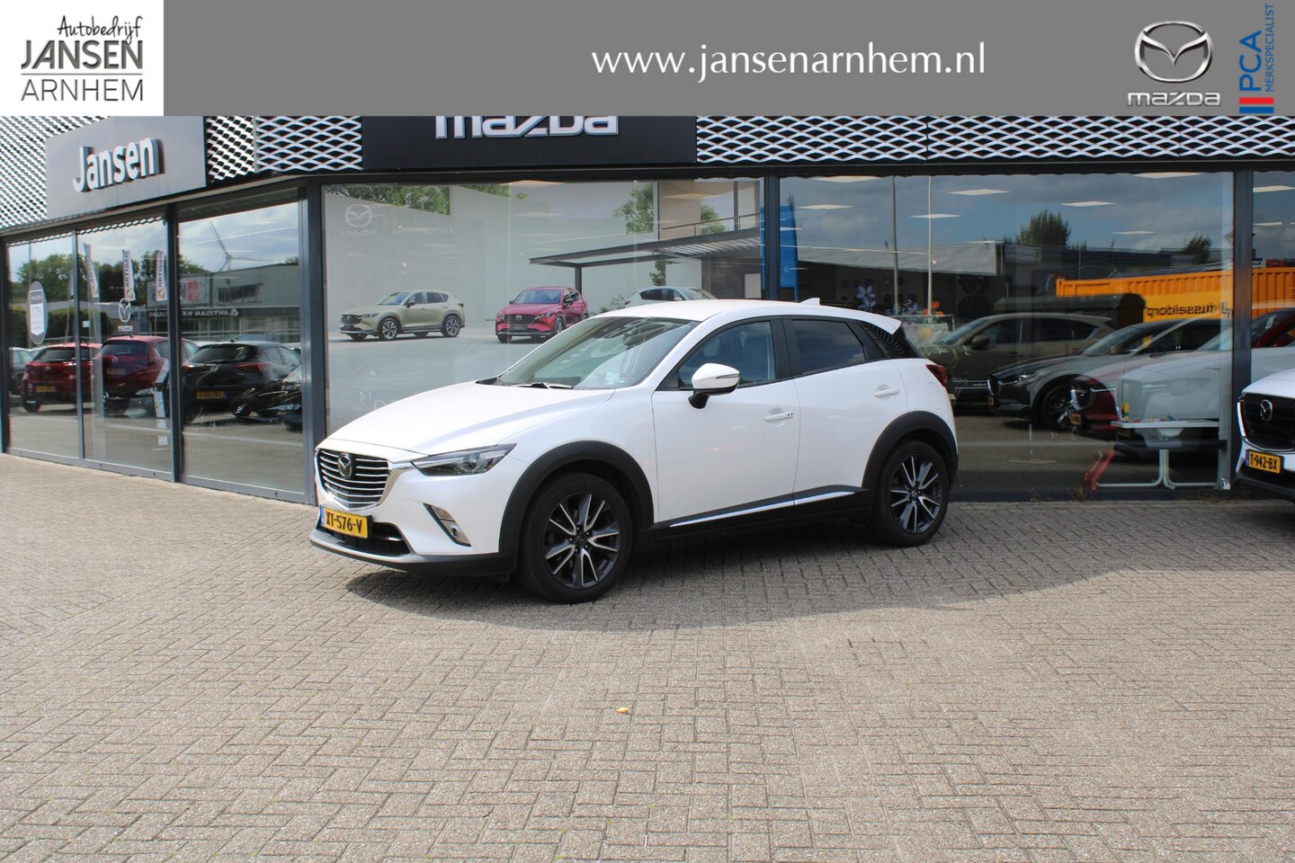 Mazda CX-3 - 2.0 SkyActiv-G 120 GT-M 2.0 SkyActiv-G 120 GT-M , Automaat, Trekhaak, Navi, Camera, Leder/stof, Adap-Cruise, Stuur - AutoWereld.nl