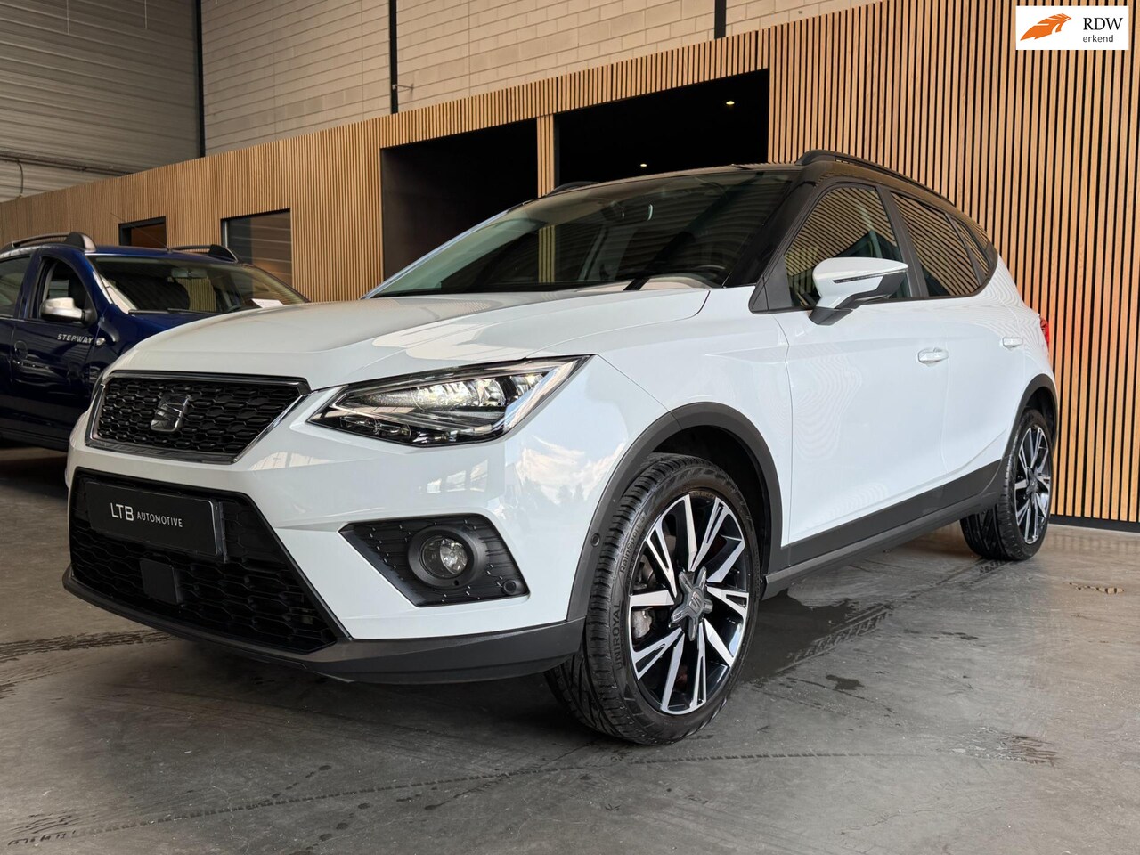 SEAT Arona - 1.0 TSI Xcellence DSG Camera|Carplay|LED|Cruise|APK - AutoWereld.nl