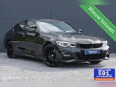 BMW 3-serie - 318i Model M Sport H Executive Lazer Leder Navi