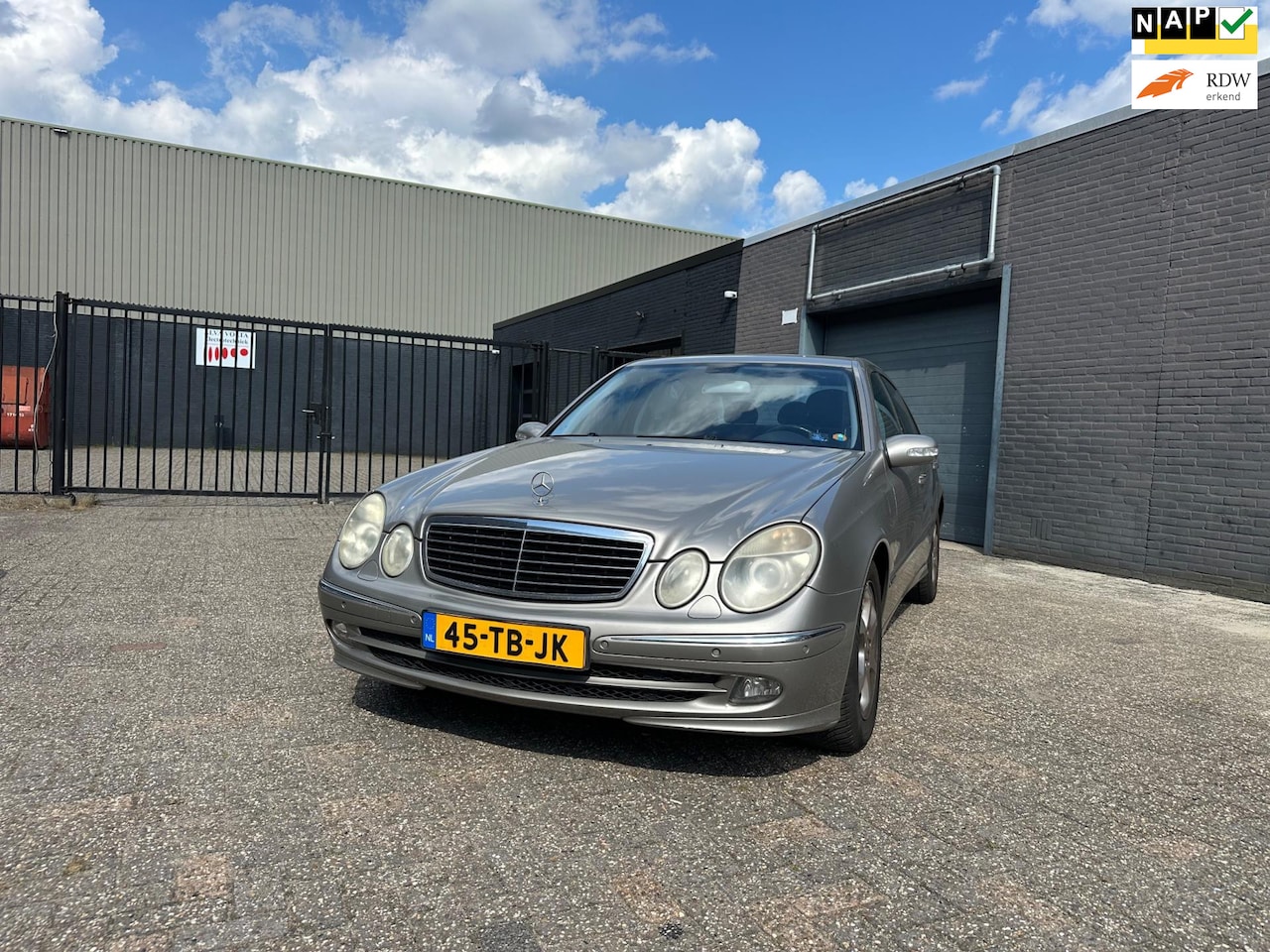 Mercedes-Benz E-klasse - 220 CDI Avantgarde Select Aut. Clima Cruise Navi Leer Trekhaa APK. - AutoWereld.nl