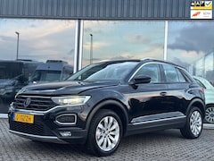 Volkswagen T-Roc - 1.5 TSI Sport Highline DSG/LED