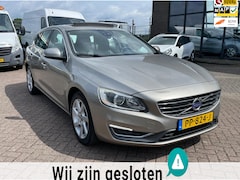 Volvo V60 - 1.6 D2 Summum, Trekhaak, Open dak, Leder, Navi, Cam, Pdc, Acc, Stoelverw, Dealer oh, Bomvo