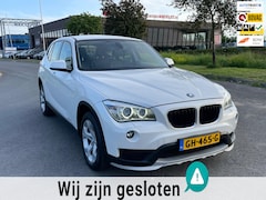 BMW X1 - SDrive20i Executive, Aut, Trekhaak, Leder, Stoelverw, Cruise, Geen import, Nap, Goed oh