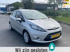 Ford Fiesta - 1.4 Trend, Aut, 5drs, Trekhaak, Elektr ramen, Airco, Radio-CD speler, Bluetooth