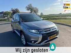 Mitsubishi Outlander - 2.0 PHEV Pure, Aut, Cam, Keyless, Carplay, 1e eig afk, Geen import, Nap, Volledig dealer o