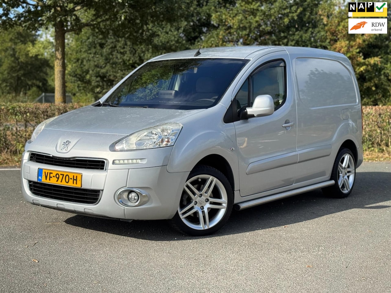 Peugeot Partner - 120 1.6 e-HDI L1 Navteq 120 1.6 e-HDI L1 Navteq - AutoWereld.nl