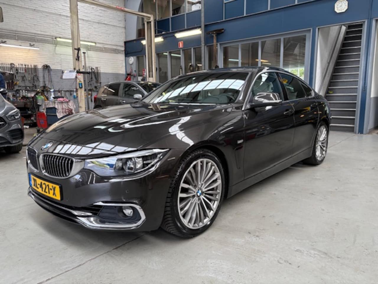 BMW 4-serie Coupé - 430i 252pk Automaat Luxury Line High Executive | Schuif- kanteldak | Afn. trekhaak | 19'' - AutoWereld.nl
