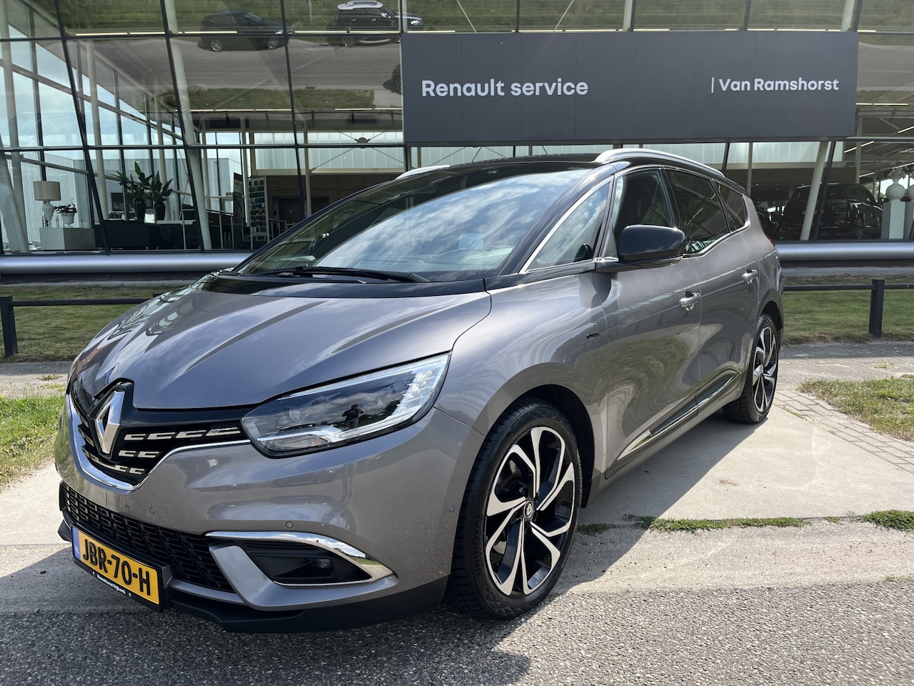 Renault Grand Scénic - 1.3 TCe 140 PK Bose Black Edition 7-Persoons / Dealer onderhouden / Panorama / Stoelverw. - AutoWereld.nl