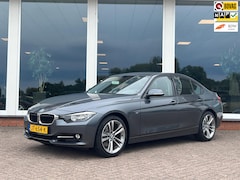 BMW 3-serie - 328i AUT - Sportline - 18 inch - Navi - PDC