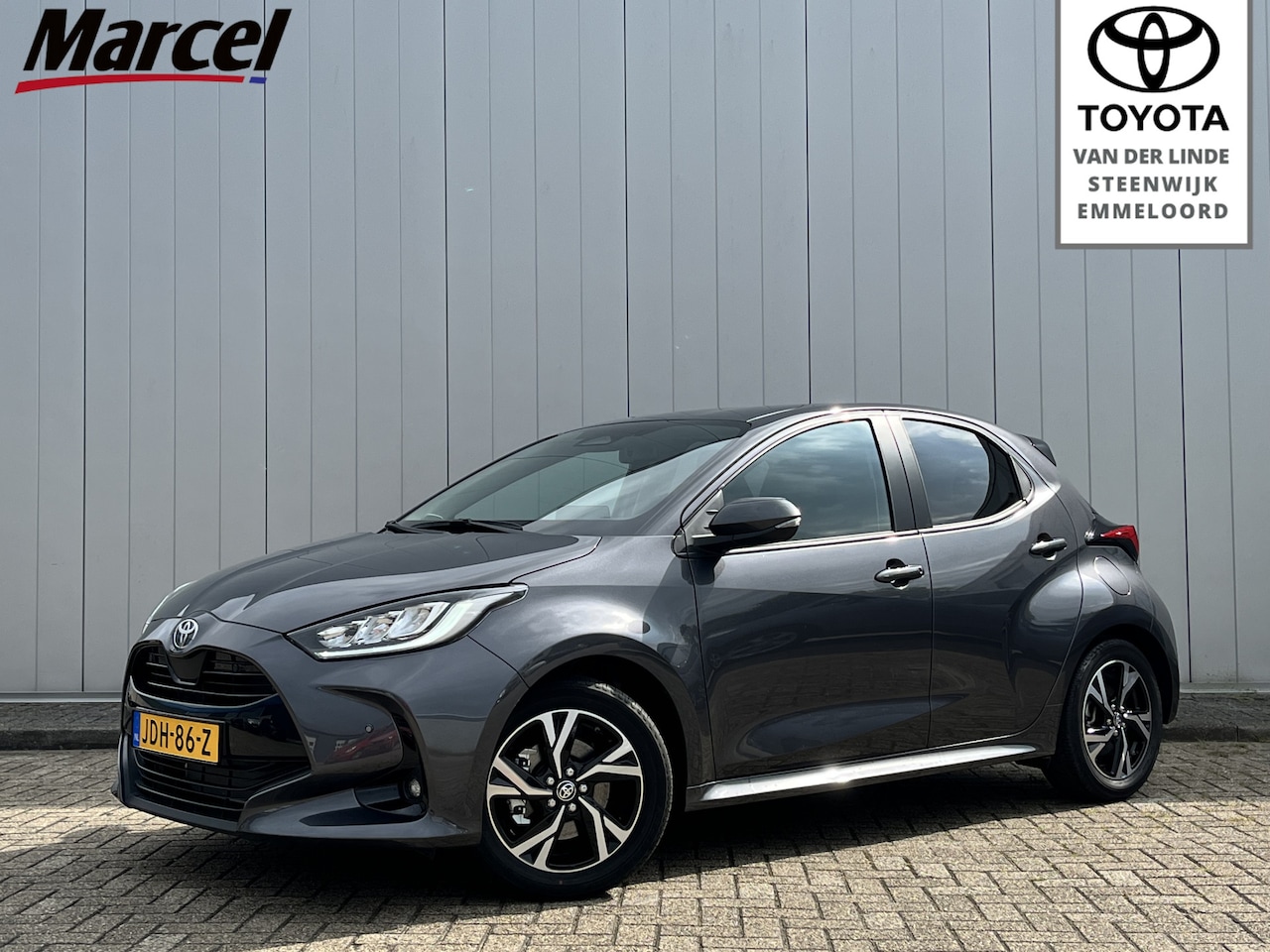 Toyota Yaris - 1.5 Hybrid 115 Dynamic Comfort Pack PDC Stoelverwarming stuurverwarming Dodehoek detectie - AutoWereld.nl