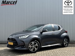 Toyota Yaris - 1.5 Hybrid 115 Dynamic Comfort Pack PDC Stoelverwarming stuurverwarming Dodehoek detectie