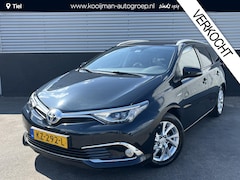 Toyota Auris Touring Sports - 1.8 Hybrid Lease pro Trekhaak, Panoramadak, Navigatie, Stoelverwarming, Parkeersensoren, A